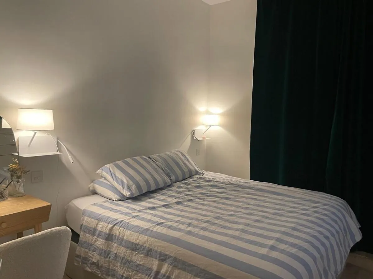 Entire Apartment Jardin Du Luxembourg Paris