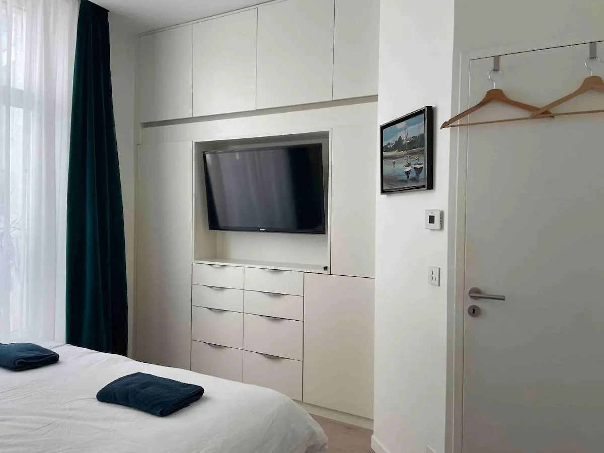 Entire Apartment Jardin Du Luxembourg Paris