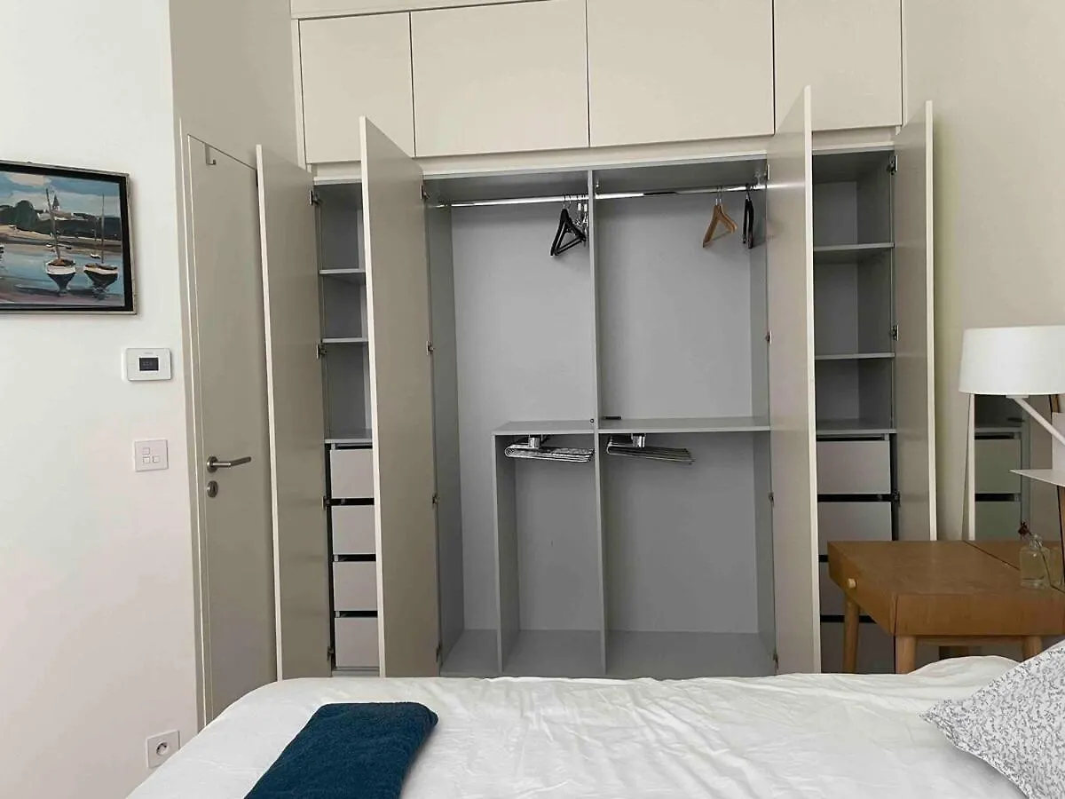 Entire Apartment Jardin Du Luxembourg Paris 0*,  France